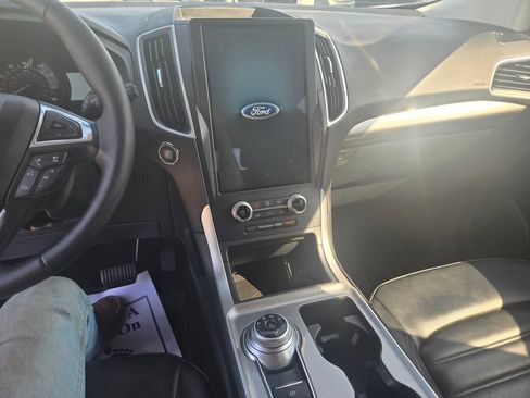 Used 2024 Ford Edge SEL w/ Convenience Package AWD/4WD image 9
