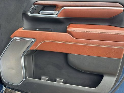 Certified 2024 GMC Sierra 2500 Denali Ultimate AWD/4WD image 23