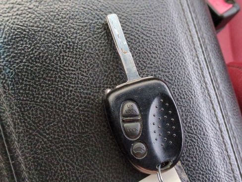 Used 2005 Pontiac GTO image 31