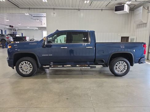 Used 2022 Chevrolet Silverado 3500 High Country w/ Safety Package II AWD/4WD image 13