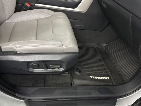 Used 2022 Toyota Tundra Limited image 43