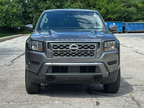 Used 2022 Nissan Frontier SV AWD/4WD image 3