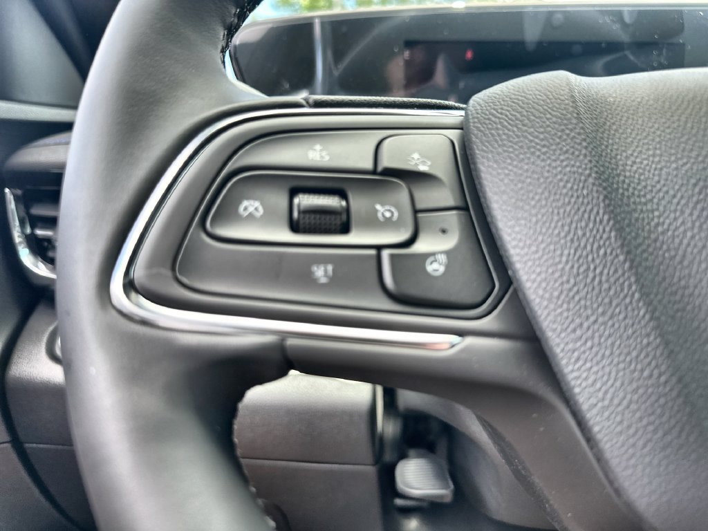 New 2026 Buick Envista Sport Touring w/ Convenience I Package FWD image 31