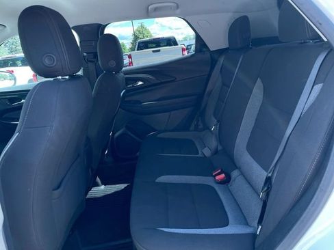 Used 2025 Chevrolet TrailBlazer LS w/ LS Convenience Package AWD/4WD image 23