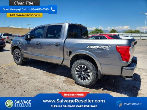 Used 2017 Nissan Titan PRO-4X AWD/4WD image 3