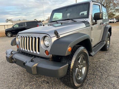 Used 2013 Jeep Wrangler Sport image 6