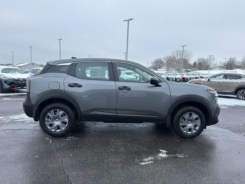 New 2026 Nissan Kicks S image 4