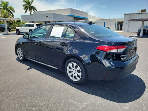 Used 2024 Toyota Corolla LE FWD image 3