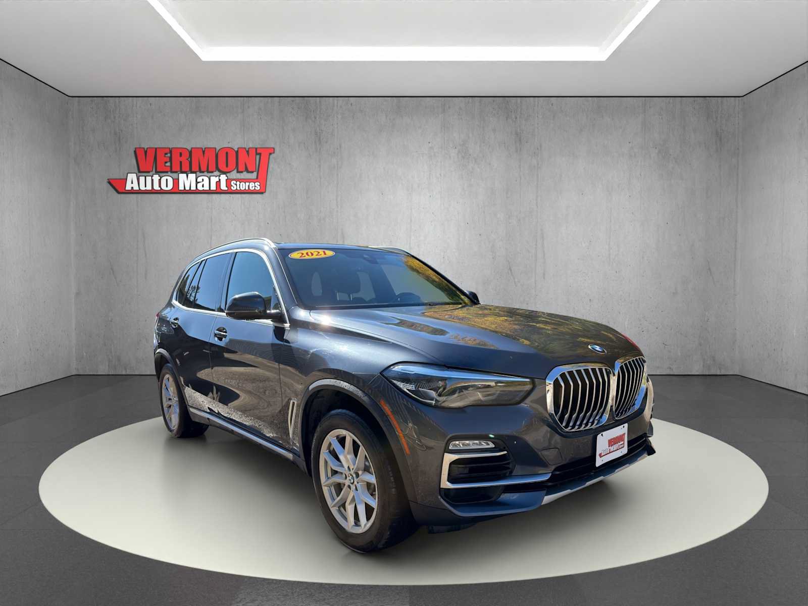 Used 2021 BMW X5 xDrive40i w/ Premium Package AWD/4WD image 1