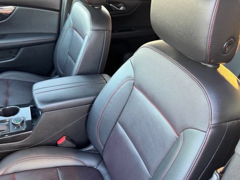 Used 2021 Chevrolet Blazer RS w/ LPO, Floor Liner Package FWD image 31