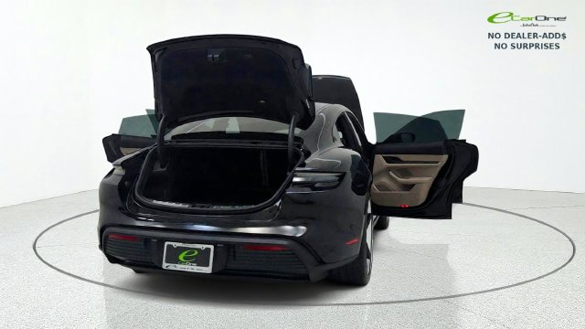 Used 2024 Porsche Taycan 4S w/ Premium Package AWD/4WD image 18