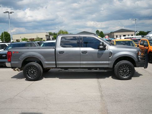 Used 2021 Ford F250 XLT w/ XLT Value Package AWD/4WD image 4