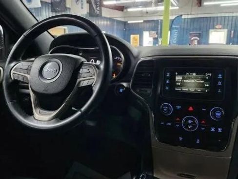 Used 2015 Jeep Grand Cherokee Laredo w/ Quick Order Package 23E image 38