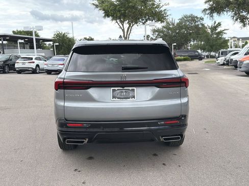 Used 2025 Buick Enclave Sport Touring FWD image 4