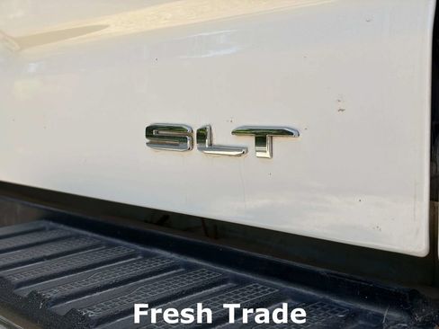 Used 2021 GMC Sierra 1500 SLT AWD/4WD image 17