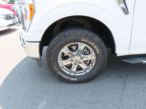 Used 2021 Ford F150 XLT w/ Equipment Group 302A High AWD/4WD image 13