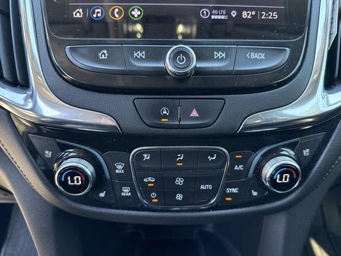 Used 2023 Chevrolet Equinox Premier image 33