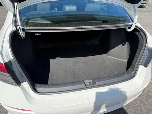 Used 2023 Honda Civic Sport image 5