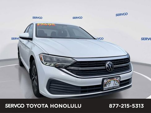 Used 2022 Volkswagen Jetta S FWD image 1