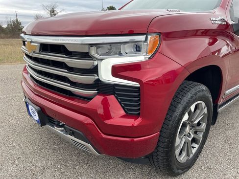 Used 2023 Chevrolet Silverado 1500 High Country image 9