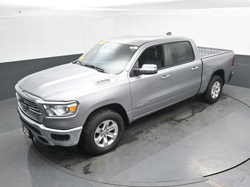 Used 2024 RAM 1500 Laramie AWD/4WD image 37