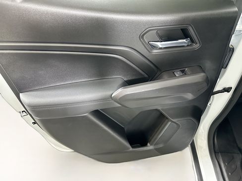 Used 2024 Chevrolet Colorado LT w/ LT Convenience Package RWD image 25