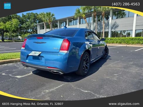 Used 2020 Chrysler 300 S w/ 300S Premium Group 2 RWD image 5