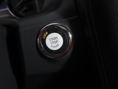 Used 2024 INFINITI QX80 Sensory AWD/4WD image 44