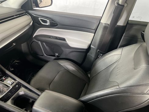 Used 2022 Jeep Compass Limited AWD/4WD image 22