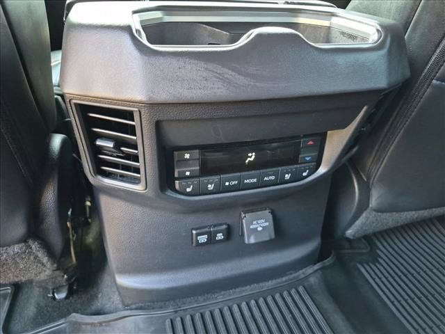 Used 2024 Toyota Sequoia Platinum AWD/4WD image 17