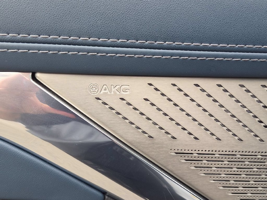 New 2025 Cadillac Escalade IQ Sport 2 AWD/4WD image 23