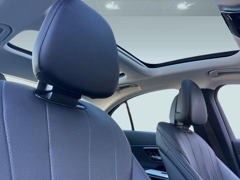 Used 2024 Mercedes-Benz E 350 4MATIC Sedan image 16