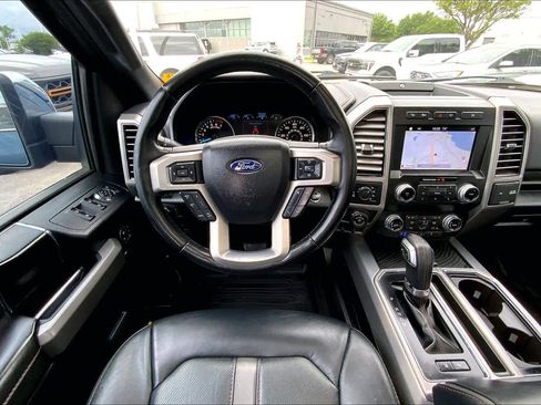 Used 2019 Ford F150 Platinum w/ Equipment Group 701A Luxury image 6