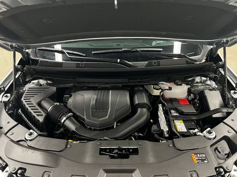 New 2026 Chevrolet Traverse RS w/ LPO, Floor Liner Package FWD image 44