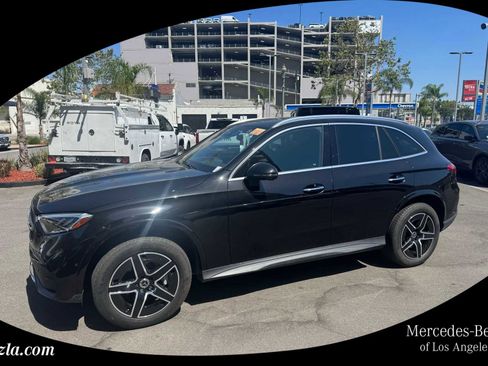 Used 2024 Mercedes-Benz GLC 300 w/ AMG Line image 1