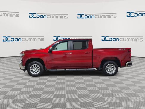 Used 2022 Chevrolet Silverado 1500 LT AWD/4WD image 5