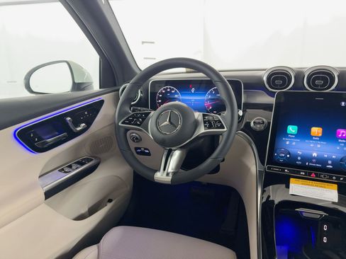 Certified 2026 Mercedes-Benz GLC 300 image 27