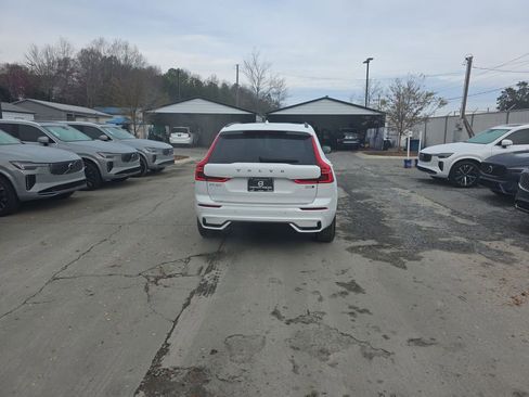 New 2026 Volvo XC60 B5 Ultra w/ Protection Package Premier image 14