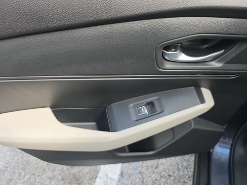 Certified 2025 Honda Accord LX image 10