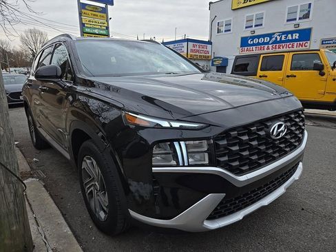 Used 2021 Hyundai Santa Fe SEL image 3