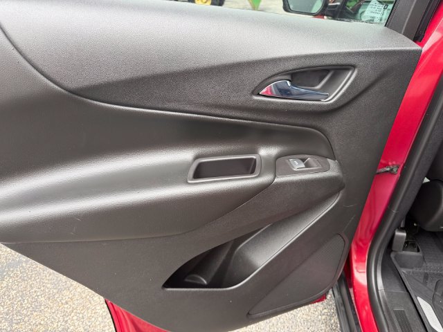Used 2018 Chevrolet Equinox LT FWD image 13