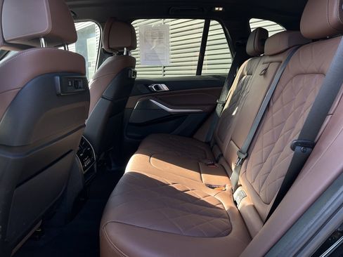 Used 2023 BMW X5 M50i w/ Climate Comfort Package image 21