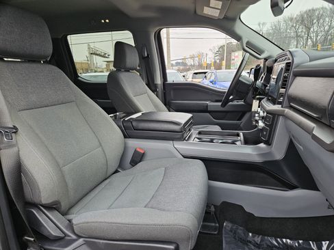 Used 2024 Ford F150 XLT w/ Mobile Office Package image 20