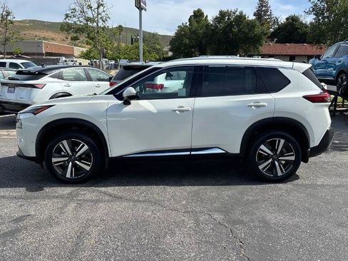 Certified 2023 Nissan Rogue SL w/ SL Premium Package AWD/4WD image 7