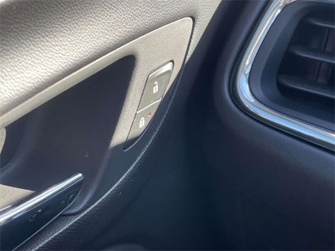 Certified 2022 Chevrolet Equinox LT image 25