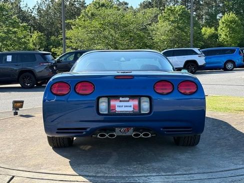 Used 2002 Chevrolet Corvette Coupe w/ Preferred Equipment Group2 RWD image 6