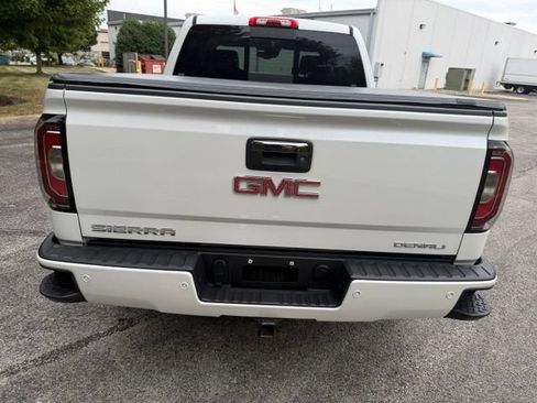 Used 2017 GMC Sierra 1500 Denali w/ Denali Ultimate Package AWD/4WD image 7