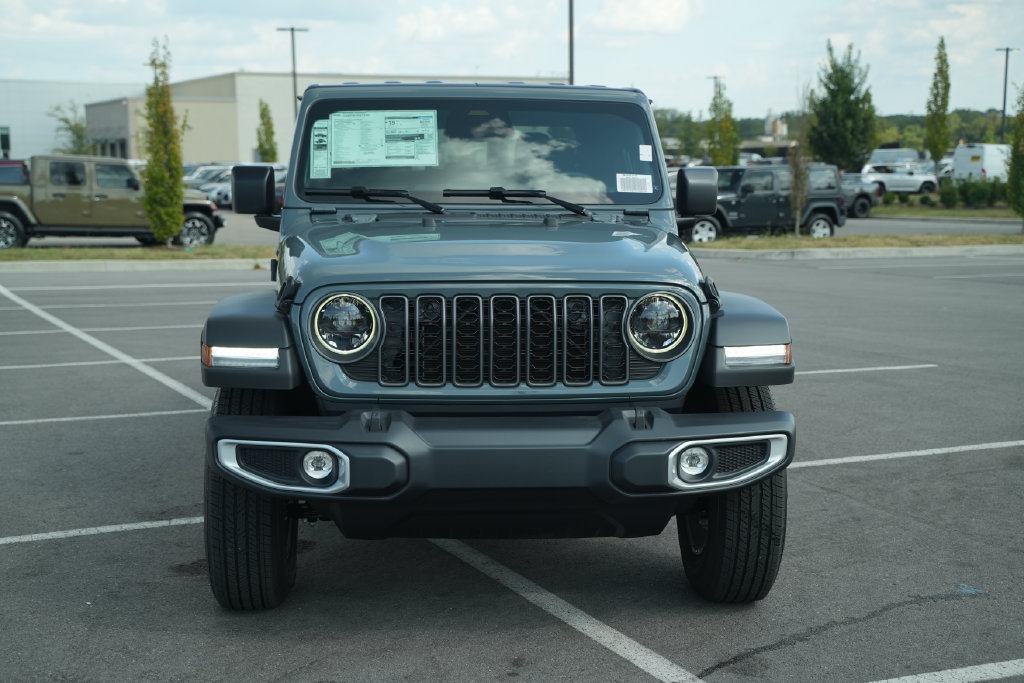 New 2026 Jeep Gladiator Sport AWD/4WD image 2