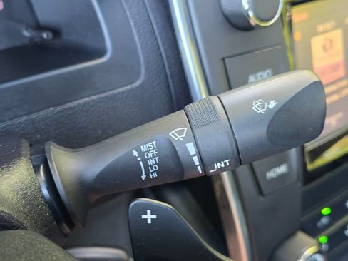 Used 2016 Toyota Camry SE w/ Moonroof Package FWD image 33