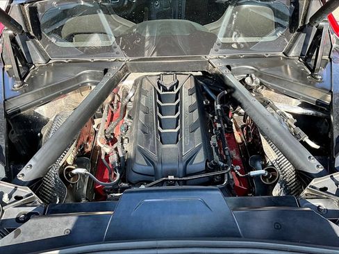 Used 2025 Chevrolet Corvette Stingray Coupe w/ 1LT RWD image 30